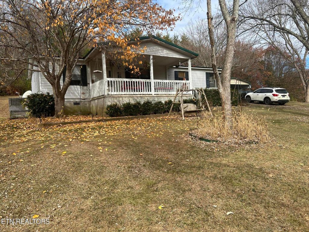 Photo of 587 Belltown Rd, Tellico Plains, TN 37385 (MLS # 1250788)