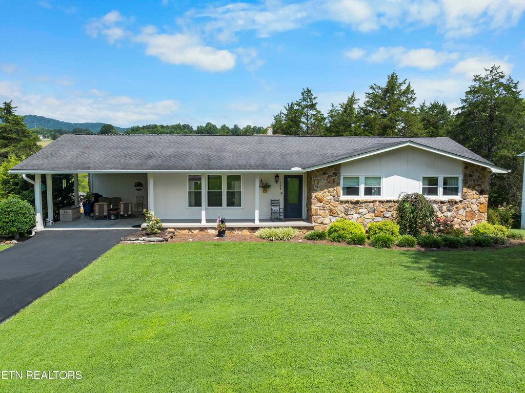 Photo of 198 Red Cedar Rd, LaFollette, TN 37766 (MLS # 1312947)