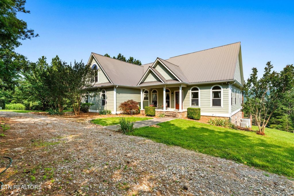 Photo of 300 County Road 876, Englewood, TN 37329 (MLS # 1303922)