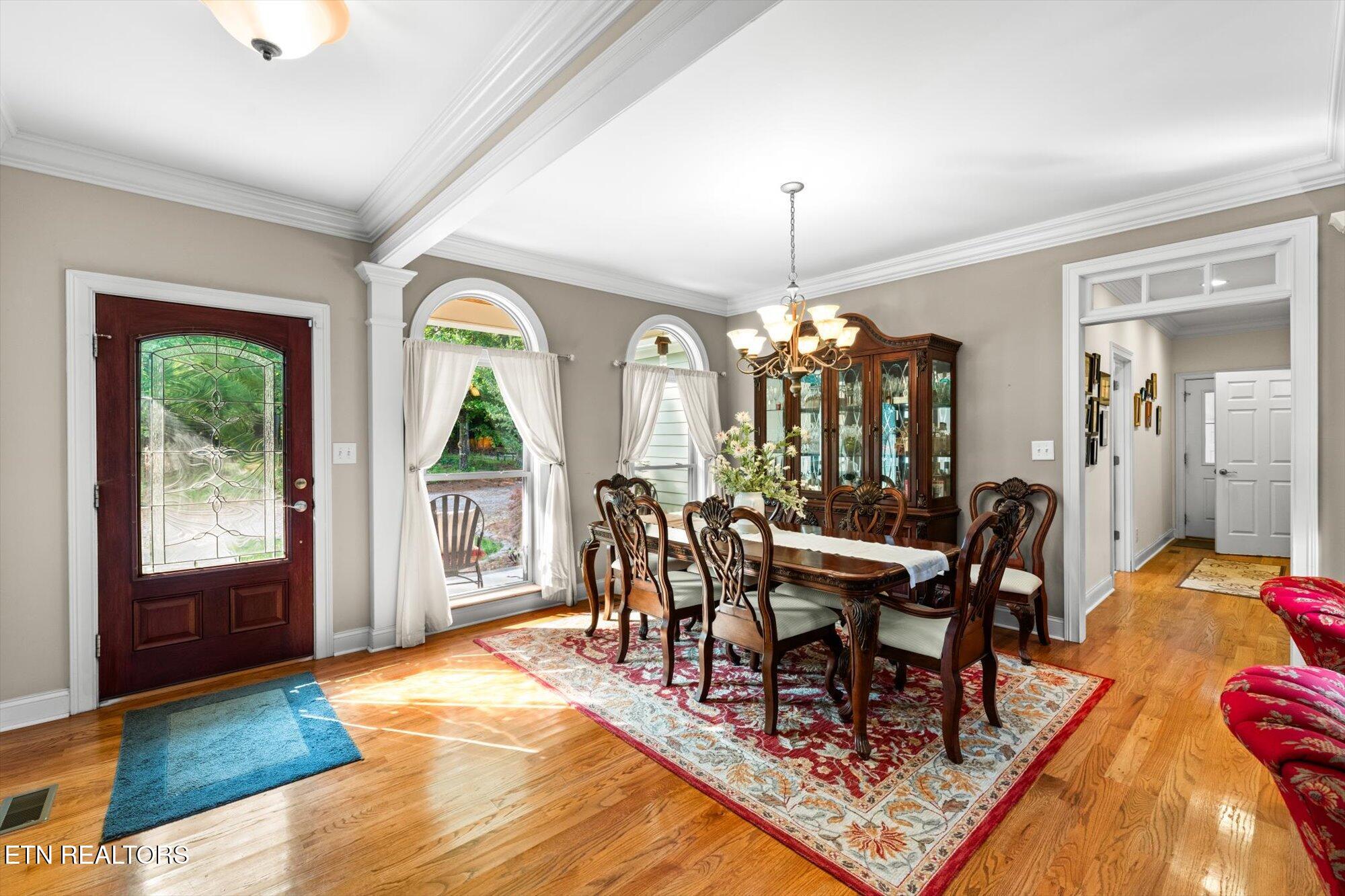300 County Road 876
