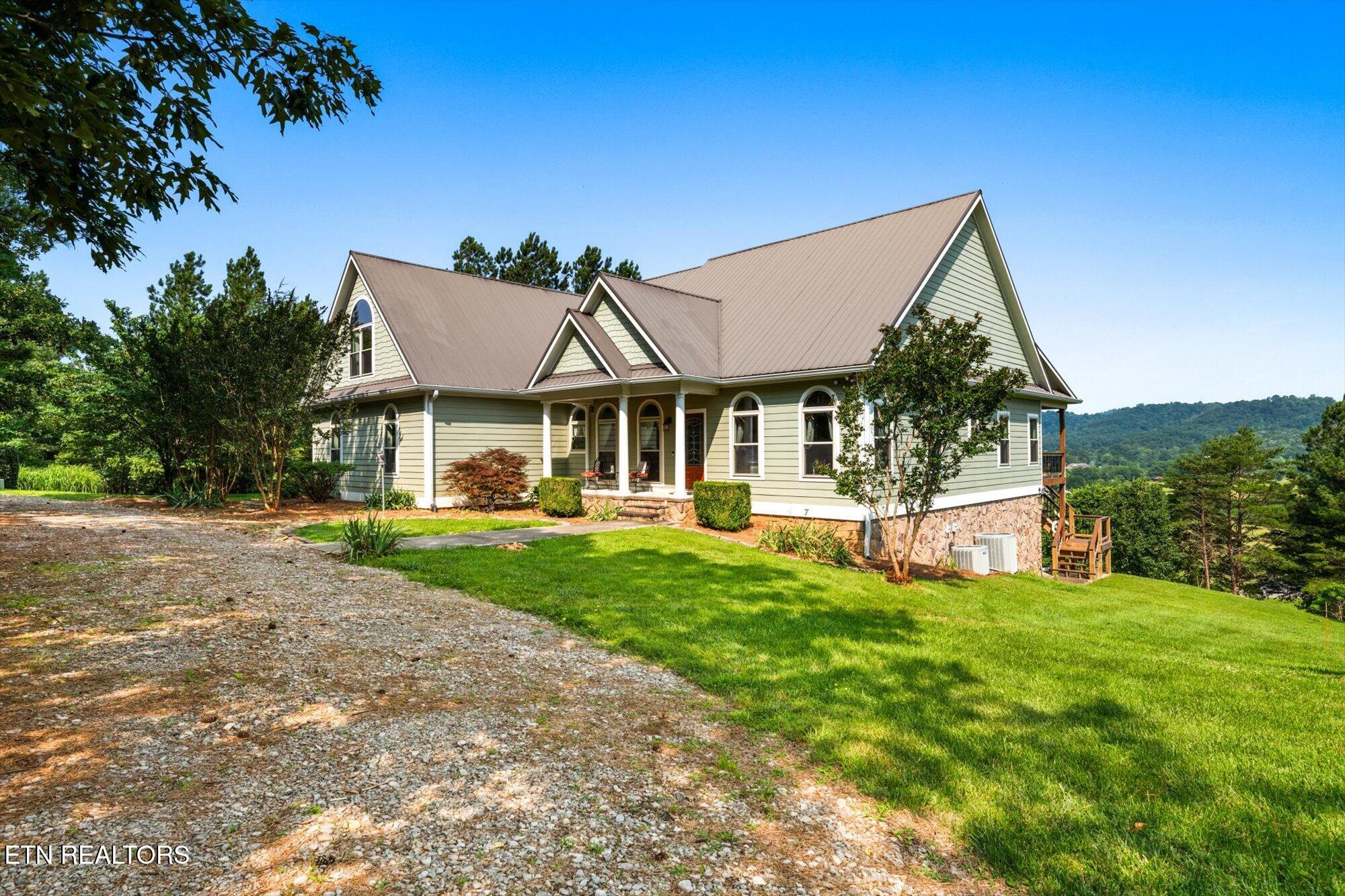 300 County Road 876