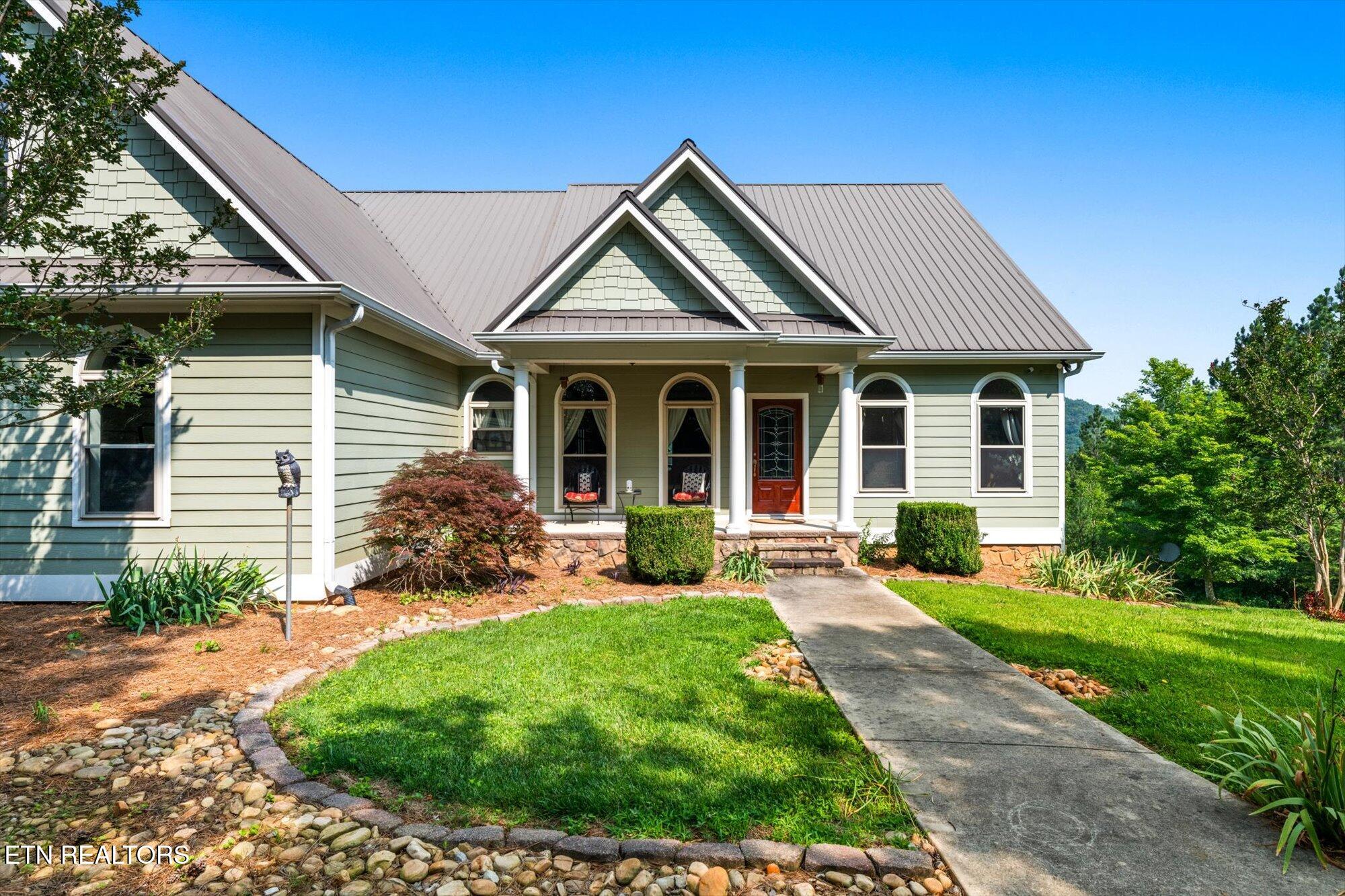 300 County Road 876