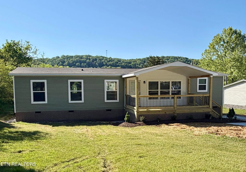 Photo of 1310 W Beaver Creek Drive, Powell, TN 37849 (MLS # 1337714)