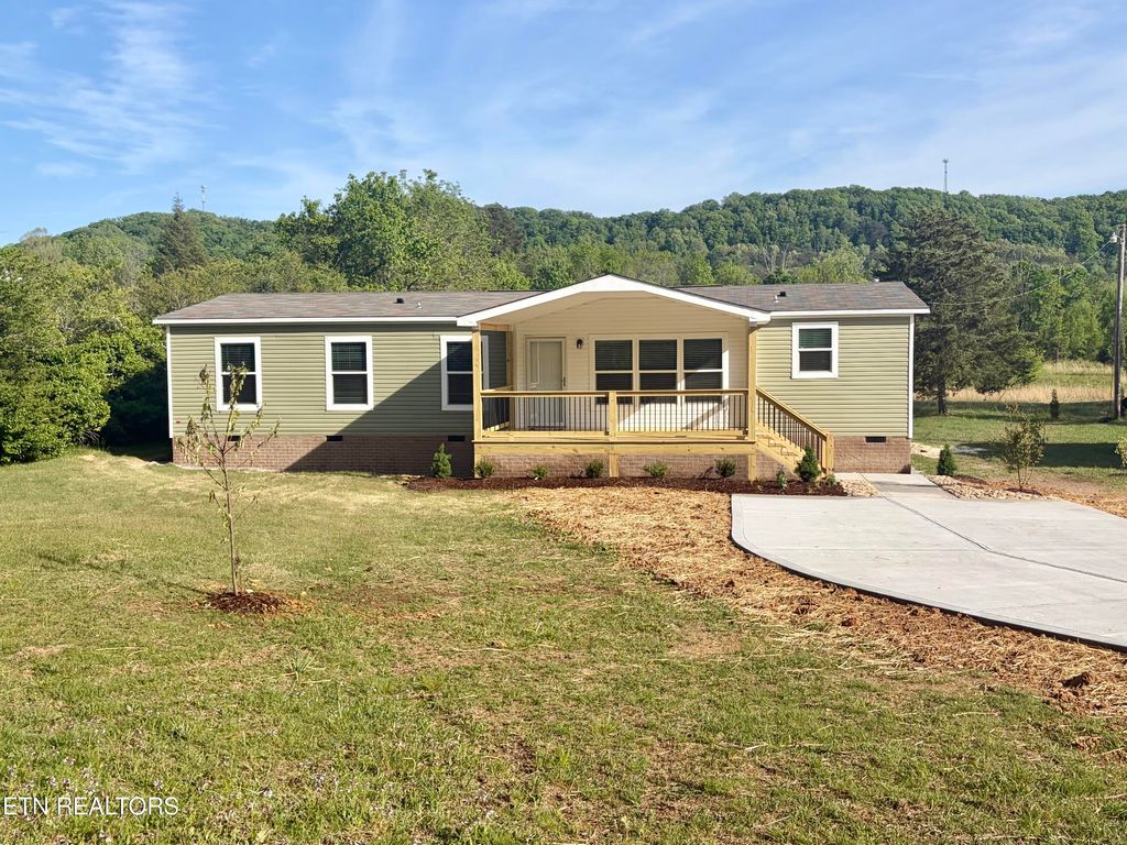 Photo of 1310 W Beaver Creek Drive, Powell, TN 37849 (MLS # 1337714)