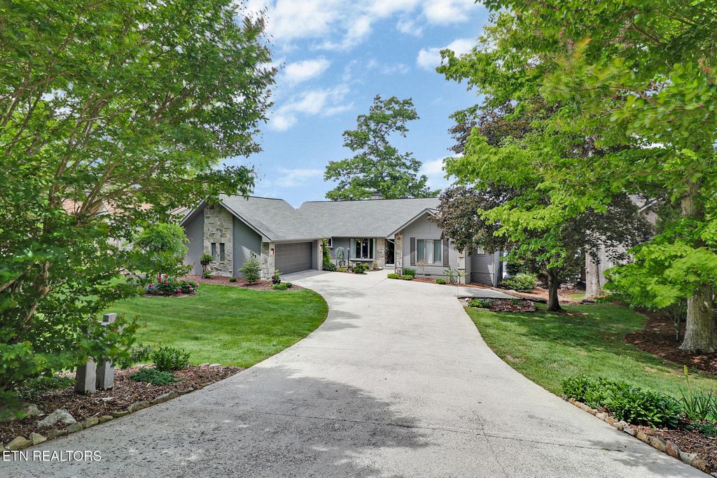 Photo of 197 Markham Lane, Crossville, TN 38558 (MLS # 1340024)