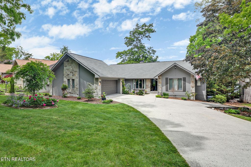 Photo of 197 Markham Lane, Crossville, TN 38558 (MLS # 1340024)
