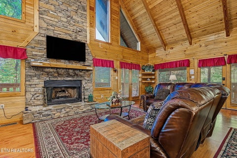 Tiny photo for 817 Boone Acres Lane, Pigeon Forge, TN 37863 (MLS # 1359875)