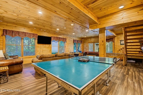Tiny photo for 817 Boone Acres Lane, Pigeon Forge, TN 37863 (MLS # 1359875)