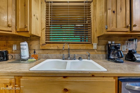 Tiny photo for 817 Boone Acres Lane, Pigeon Forge, TN 37863 (MLS # 1359875)