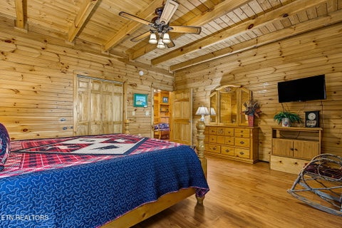 Tiny photo for 817 Boone Acres Lane, Pigeon Forge, TN 37863 (MLS # 1359875)