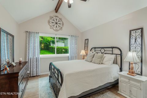Tiny photo for 1034 E Churchwell Ave, Knoxville, TN 37917 (MLS # 1349515)