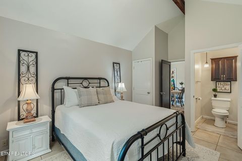 Tiny photo for 1034 E Churchwell Ave, Knoxville, TN 37917 (MLS # 1349515)