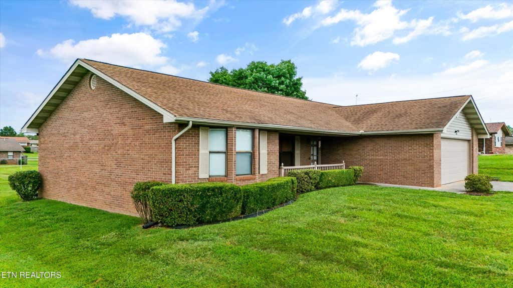 Photo of 426 Woods View Circle, Kodak, TN 37764 (MLS # 1349740)