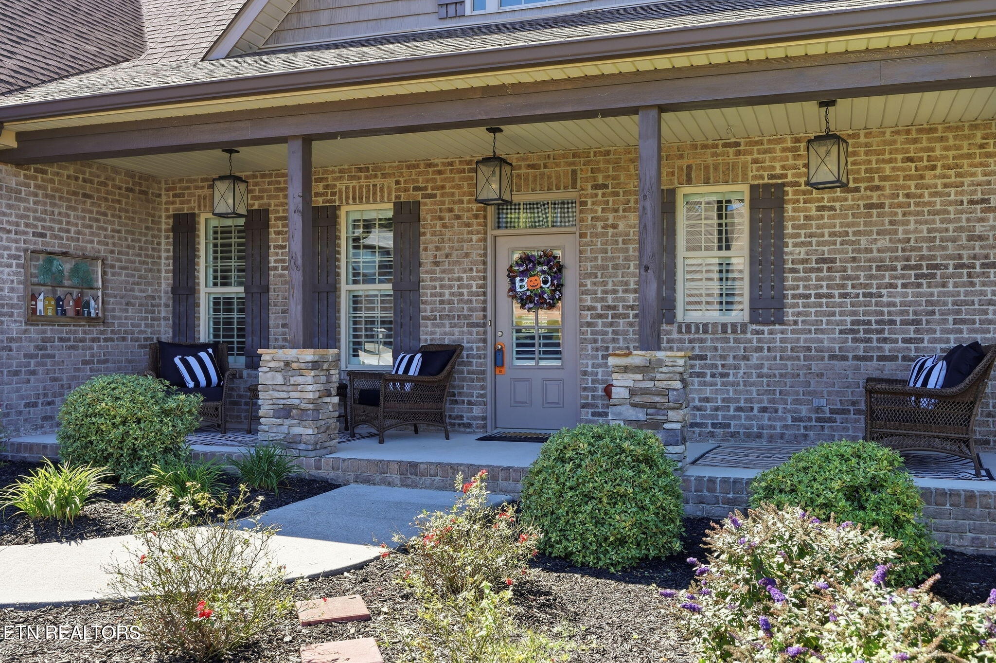 103 Crest Pointe Lane