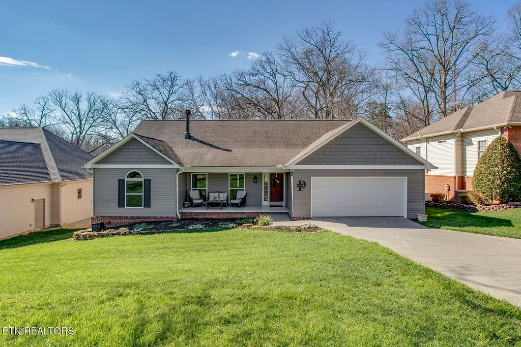 Photo of 146 Daleyuhski Way, Loudon, TN 37774 (MLS # 1332607)