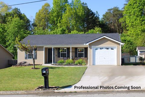 Photo of 7622 Stonewood Creek Dr, Corryton, TN 37721 (MLS # 1338027)