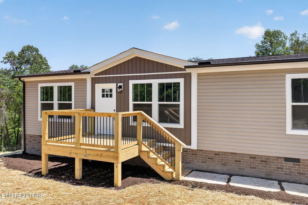Photo of 223 Bostie Maire Lane, Clinton, TN 37716 (MLS # 1322168)