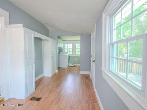 Tiny photo for 605 Shoemaker St, Athens, TN 37303 (MLS # 1341277)