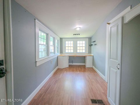 Tiny photo for 605 Shoemaker St, Athens, TN 37303 (MLS # 1341277)