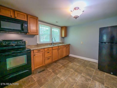 Tiny photo for 605 Shoemaker St, Athens, TN 37303 (MLS # 1341277)