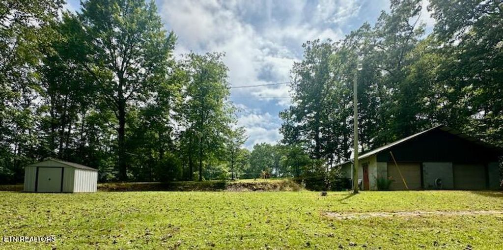 Photo of 131 Ridge Rd Rd, Lancing, TN 37770 (MLS # 1309147)