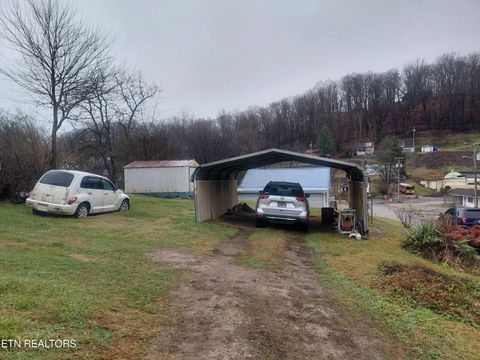 Tiny photo for 414 W Ash St, LaFollette, TN 37766 (MLS # 1329021)