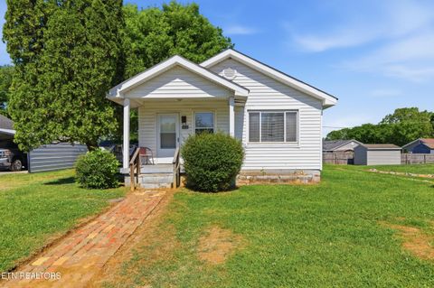 Photo of 177 E Newton St, Alcoa, TN 37701 (MLS # 1338707)