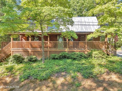 1518 Ridgecrest Drive Sevierville TN 37876