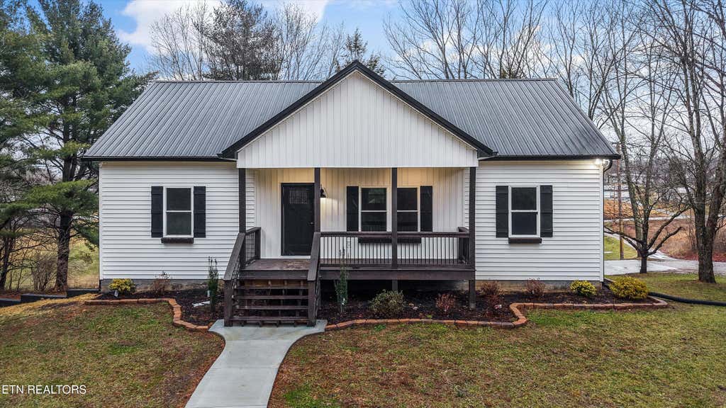 Photo of 136 Log Lane, Jacksboro, TN 37757 (MLS # 1348894)