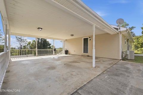 Tiny photo for 251 Woodland Drive, Harriman, TN 37748 (MLS # 1355929)