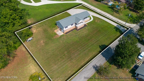 Tiny photo for 251 Woodland Drive, Harriman, TN 37748 (MLS # 1355929)