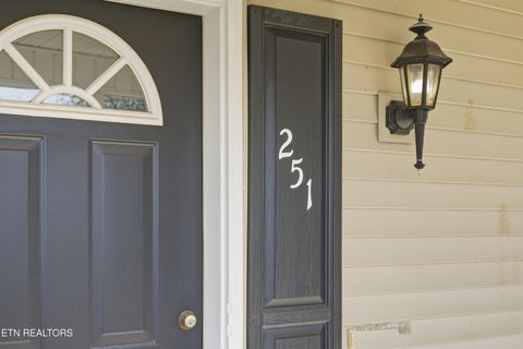 Tiny photo for 251 Woodland Drive, Harriman, TN 37748 (MLS # 1355929)