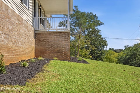 Tiny photo for 251 Woodland Drive, Harriman, TN 37748 (MLS # 1355929)