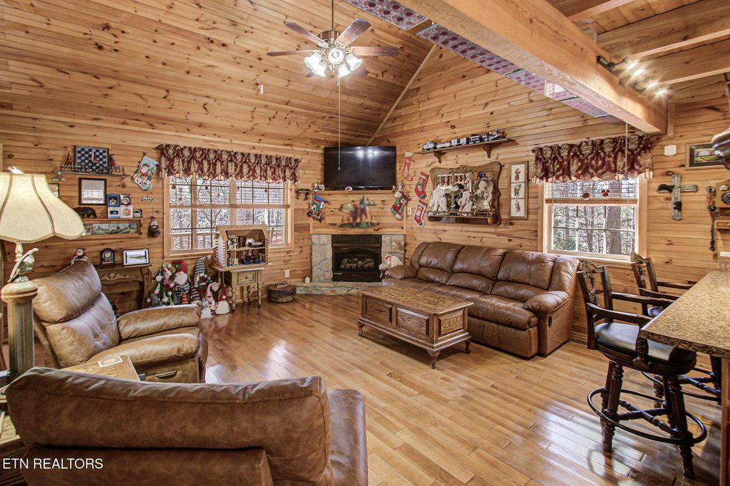 Photo of 4917 Latta Way, Gatlinburg, TN 37738 (MLS # 1322177)