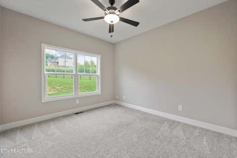 Tiny photo for 105 Cedarberry St, Oak Ridge, TN 37830 (MLS # 1349915)