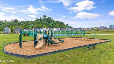Tiny photo for 105 Cedarberry St, Oak Ridge, TN 37830 (MLS # 1349915)