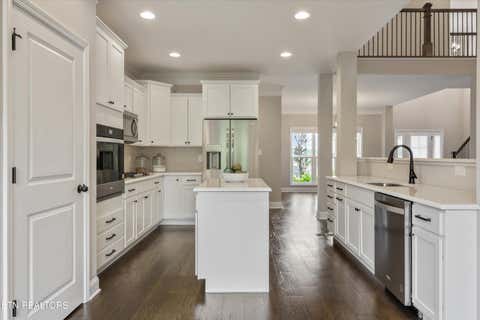 Tiny photo for 105 Cedarberry St, Oak Ridge, TN 37830 (MLS # 1349915)