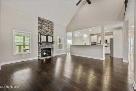 Tiny photo for 105 Cedarberry St, Oak Ridge, TN 37830 (MLS # 1349915)