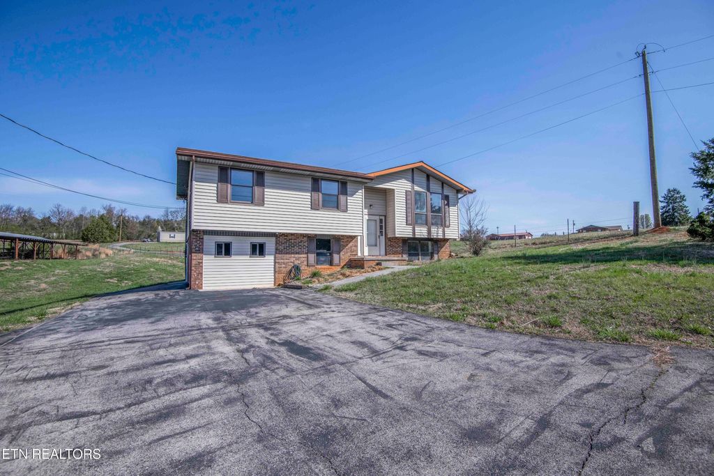 Photo of 2426 Highway 25/70, Strawberry Plains, TN 37871 (MLS # 1332976)