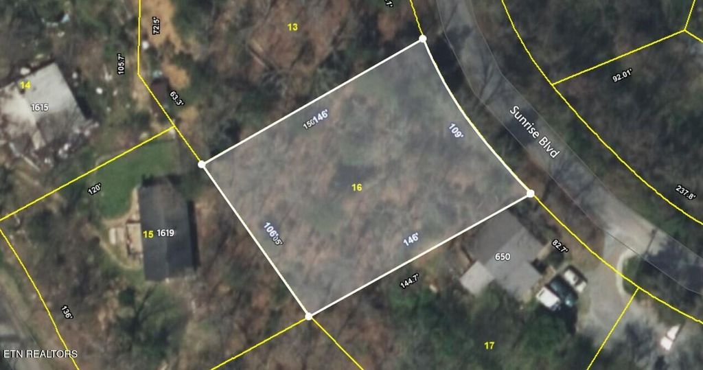 Photo of 16 Sunrise Blvd, Sevierville, TN 37862 (MLS # 1314896)