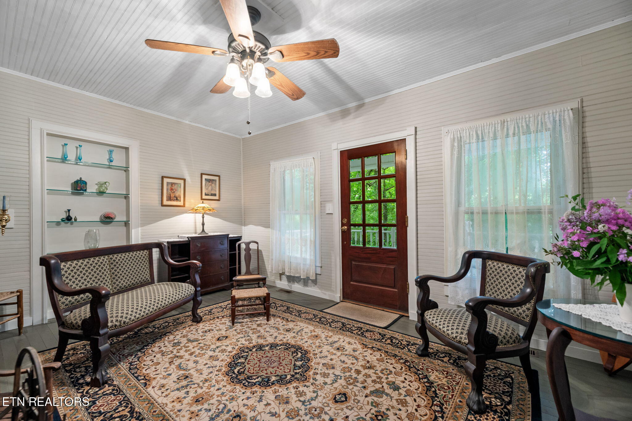 315 Laurel Hollow Rd