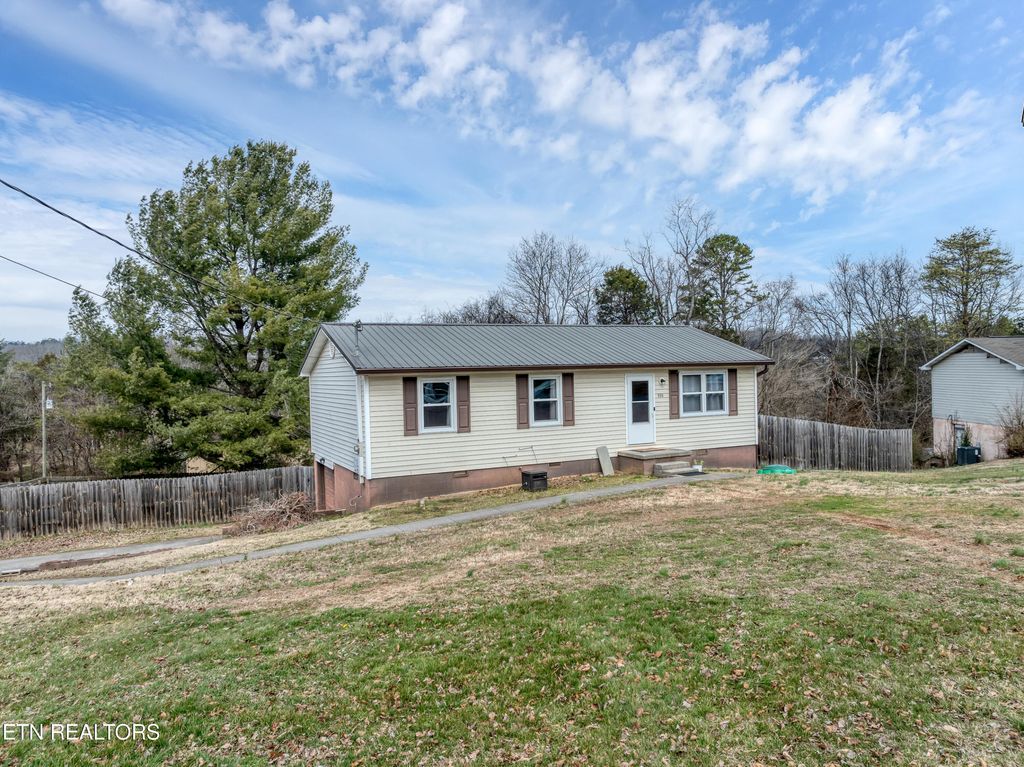 Photo of 926 Amy St, Seymour, TN 37865 (MLS # 1330794)