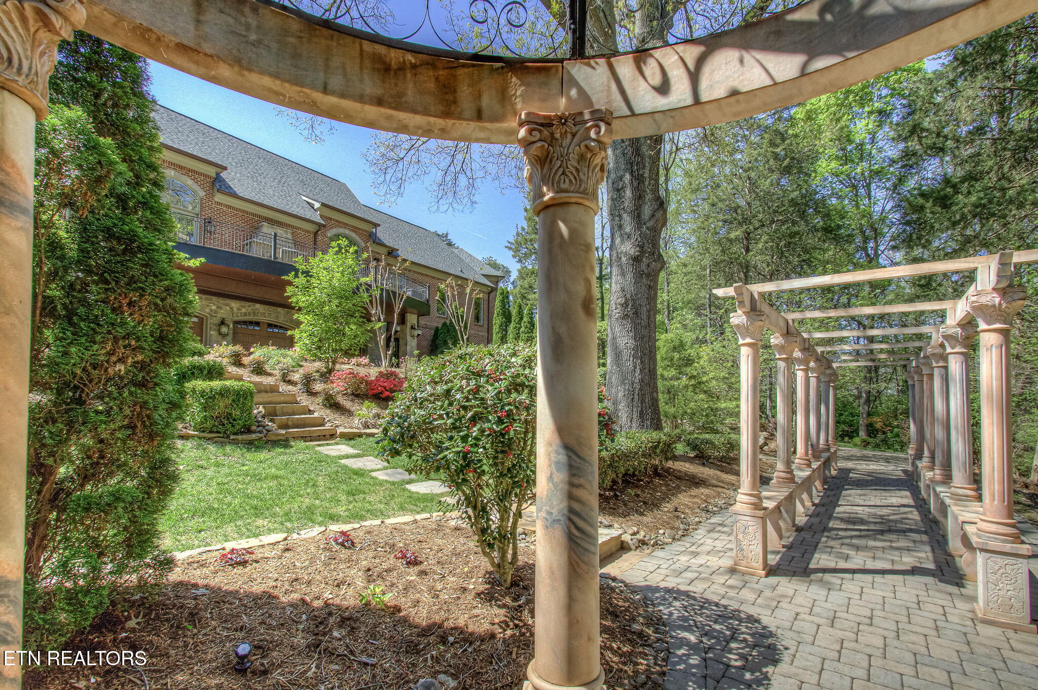 558 Stone Vista Lane