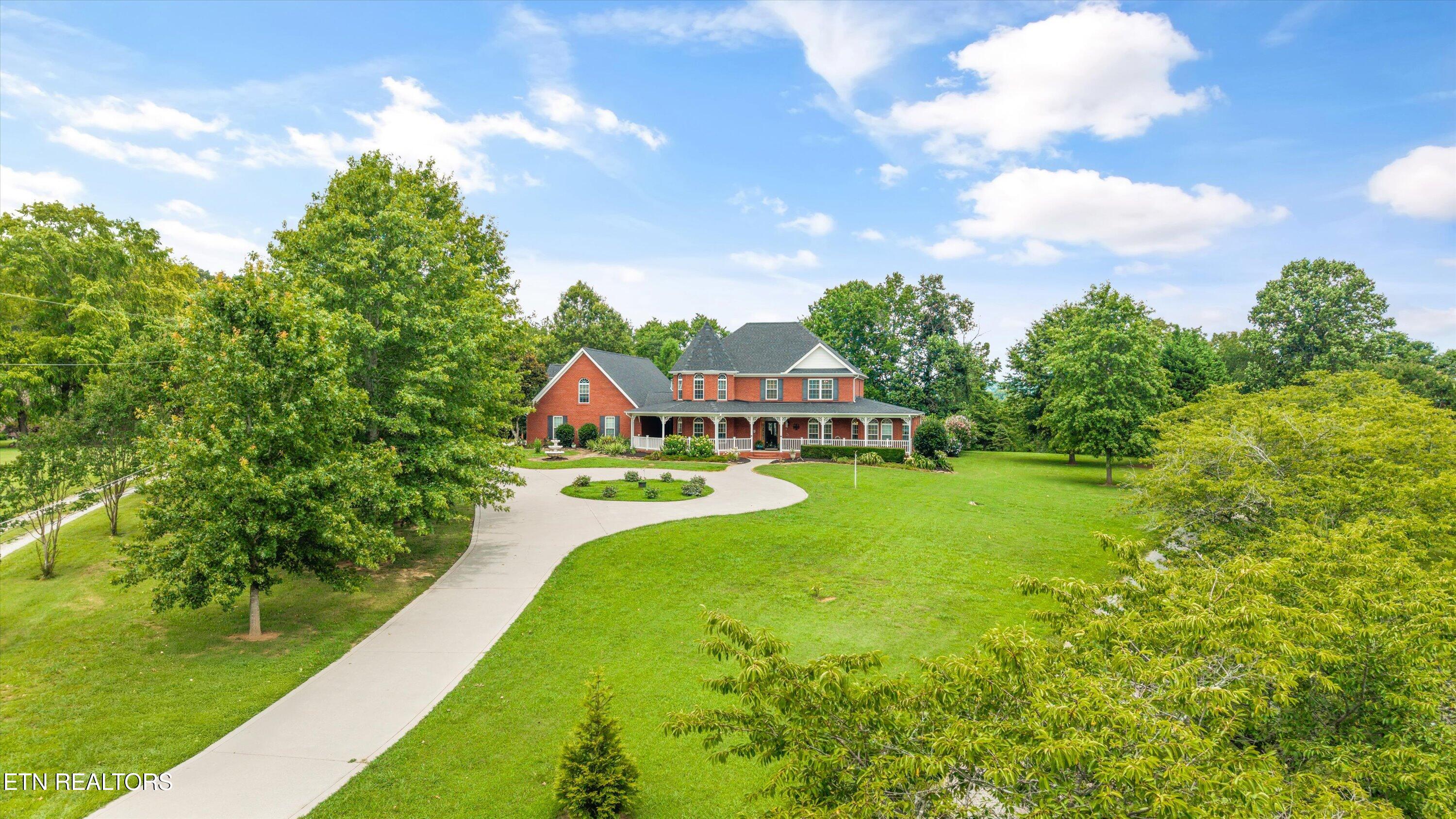 132 David Rd