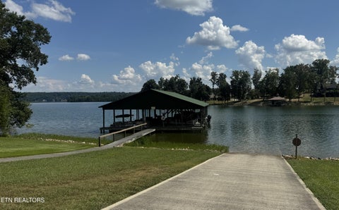 Tiny photo for 436 Waterfront Way, Spring City, TN 37381 (MLS # 1354172)