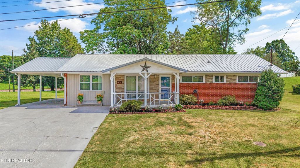 Photo of 1829 Eastern Ave, Morristown, TN 37813 (MLS # 1307321)