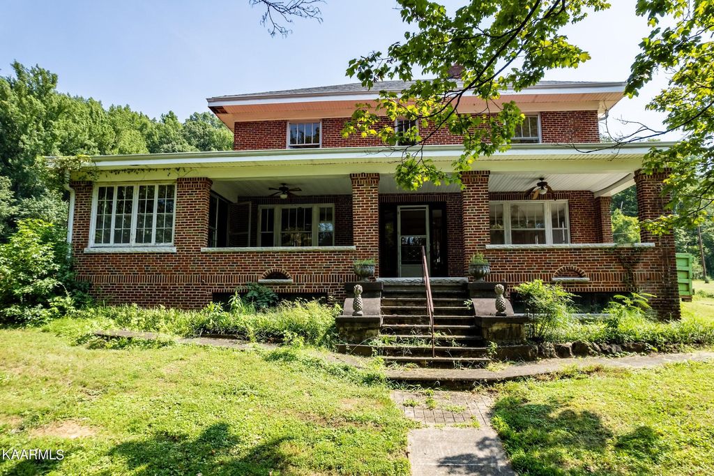 Photo of 4537 Old Walland Hwy, Walland, TN 37886 (MLS # 1238170)