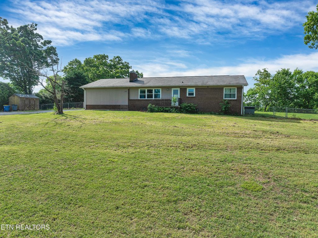Photo of 5150 Old Niles Ferry Rd, Maryville, TN 37801 (MLS # 1339208)