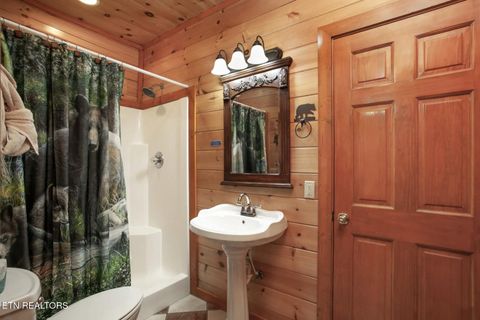 Tiny photo for 2087 Kerr Rd, Sevierville, TN 37876 (MLS # 1324469)