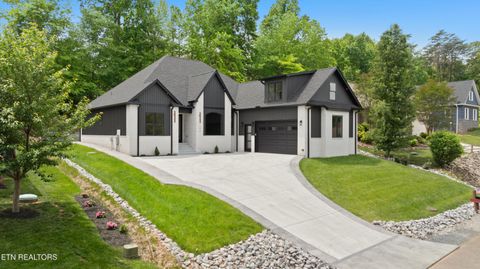 Photo of 176 Saligugi Way, Loudon, TN 37774 (MLS # 1339977)